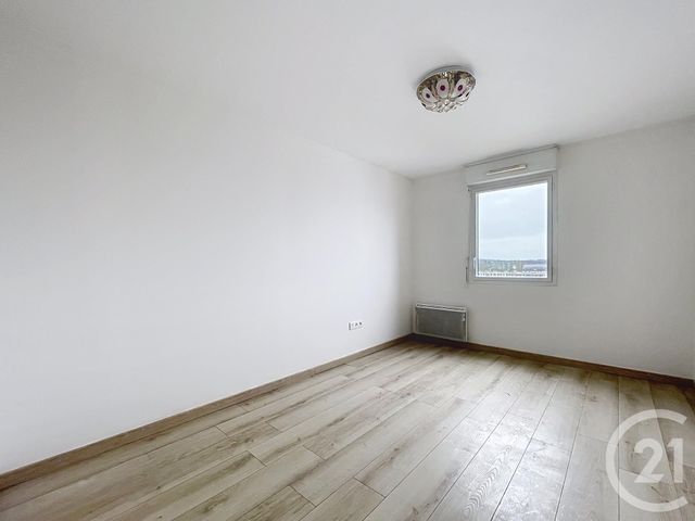 Appartement F3 &agrave; vendre - 3 pi&egrave;ces - 72,20 m2 - Compiegne - 60 - PICARDIE