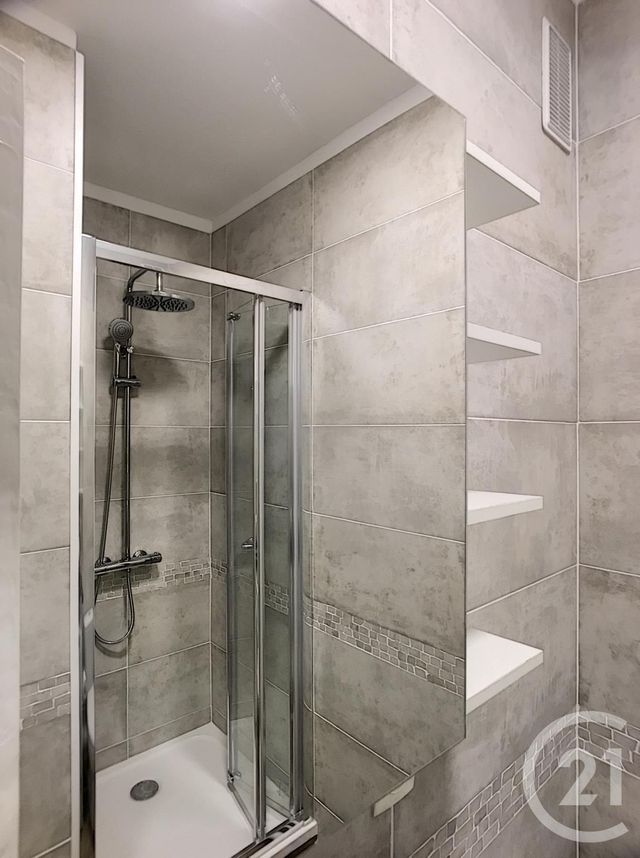 Appartement Studio &agrave; louer - 1 pi&egrave;ce - 19,30 m2 - Compiegne - 60 - PICARDIE