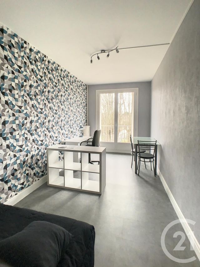 Appartement Studio &agrave; louer - 1 pi&egrave;ce - 19,30 m2 - Compiegne - 60 - PICARDIE