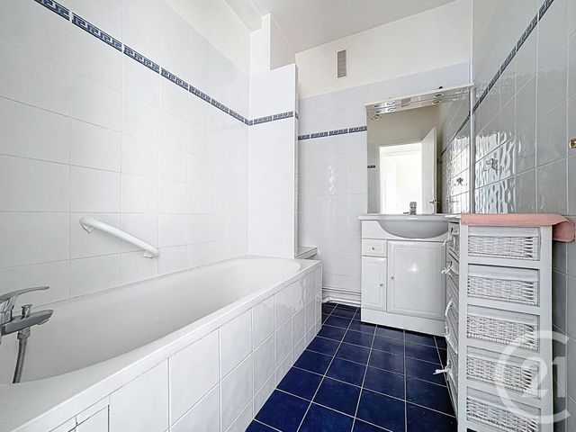 Appartement F4 &agrave; vendre - 4 pi&egrave;ces - 76,80 m2 - Compiegne - 60 - PICARDIE