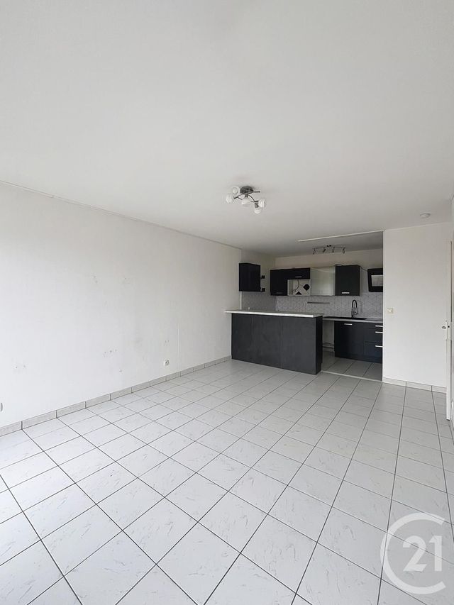 Appartement F3 &agrave; louer - 3 pi&egrave;ces - 54,80 m2 - Margny Les Compiegne - 60 - PICARDIE