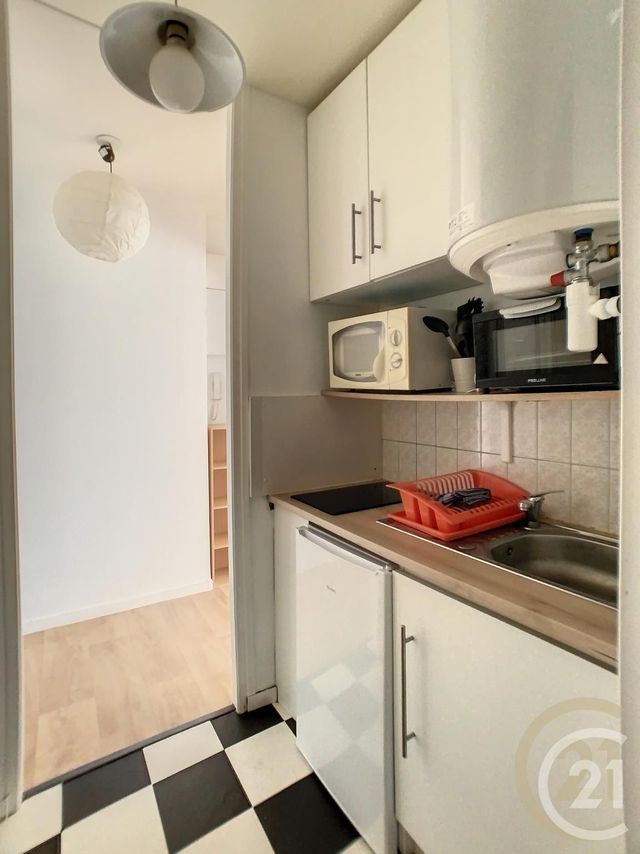 Appartement F1 &agrave; louer - 1 pi&egrave;ce - 27,50 m2 - Compiegne - 60 - PICARDIE