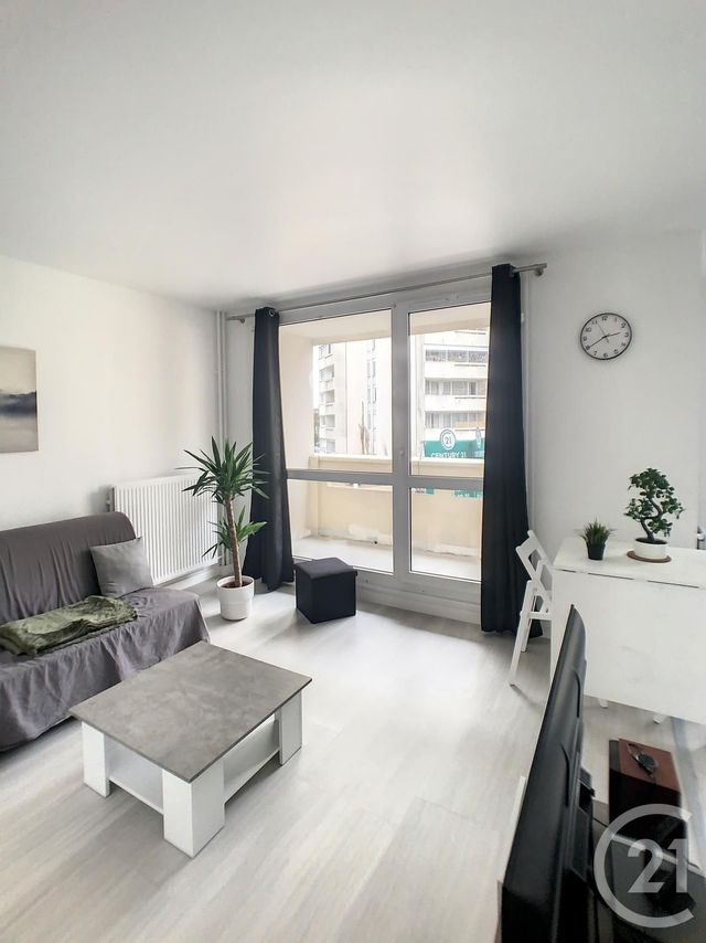 Appartement F1 &agrave; louer - 1 pi&egrave;ce - 39,58 m2 - Compiegne - 60 - PICARDIE