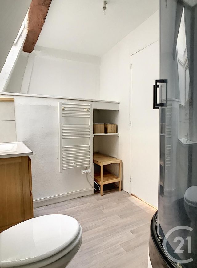 Appartement Duplex &agrave; louer - 2 pi&egrave;ces - 24,66 m2 - Compiegne - 60 - PICARDIE