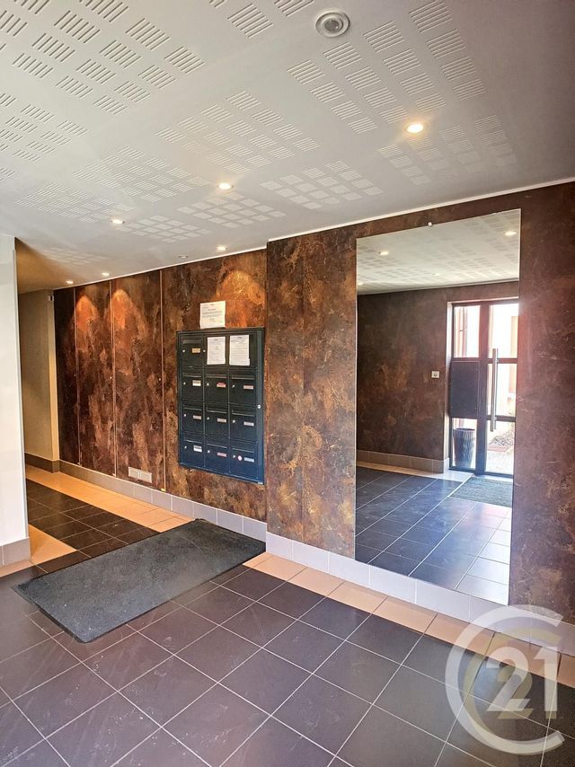 Appartement F2 &agrave; louer - 2 pi&egrave;ces - 46,20 m2 - Jaux - 60 - PICARDIE