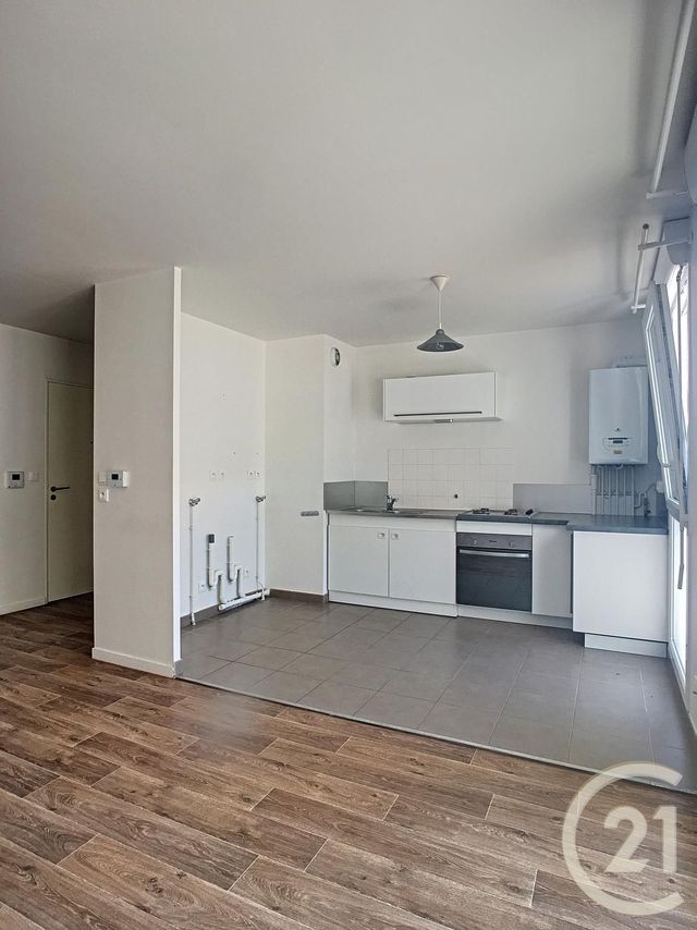 Appartement F2 &agrave; louer - 2 pi&egrave;ces - 46,20 m2 - Jaux - 60 - PICARDIE