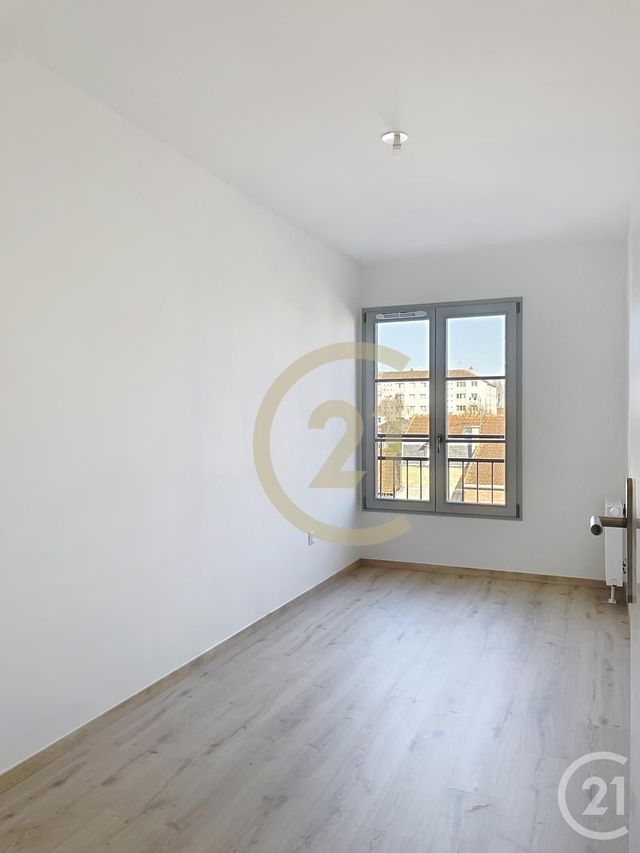 Appartement F4 &agrave; vendre - 4 pi&egrave;ces - 89,70 m2 - Compiegne - 60 - PICARDIE