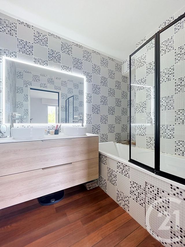 Appartement T4 &agrave; vendre - 4 pi&egrave;ces - 95,40 m2 - Compiegne - 60 - PICARDIE