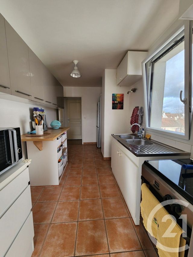 Appartement F3 &agrave; vendre - 3 pi&egrave;ces - 75,89 m2 - Compiegne - 60 - PICARDIE