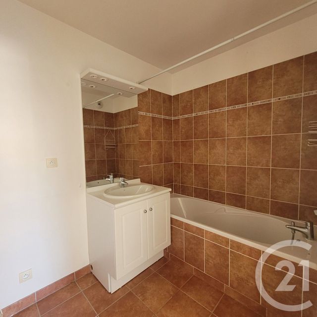 Appartement F3 &agrave; vendre - 3 pi&egrave;ces - 75,89 m2 - Compiegne - 60 - PICARDIE
