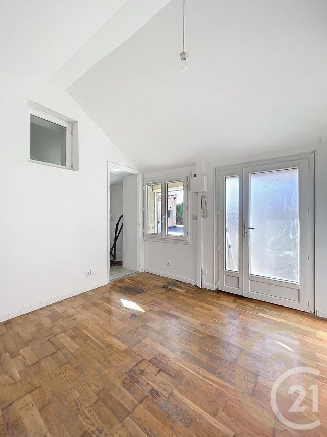 Appartement F1 &agrave; louer - 1 pi&egrave;ce - 18,67 m2 - Jaux - 60 - PICARDIE