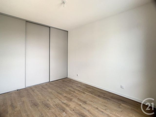 Appartement F2 &agrave; louer - 2 pi&egrave;ces - 36,90 m2 - Margny Les Compiegne - 60 - PICARDIE