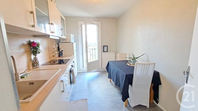 Appartement F2 &agrave; louer - 2 pi&egrave;ces - 52,62 m2 - Compiegne - 60 - PICARDIE