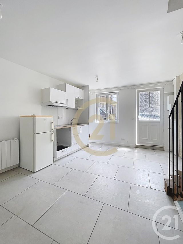 Appartement F2 &agrave; louer - 2 pi&egrave;ces - 32,28 m2 - Bethisy St Pierre - 60 - PICARDIE
