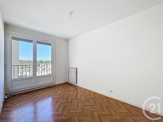 Appartement F5 &agrave; vendre - 5 pi&egrave;ces - 95,23 m2 - Compiegne - 60 - PICARDIE