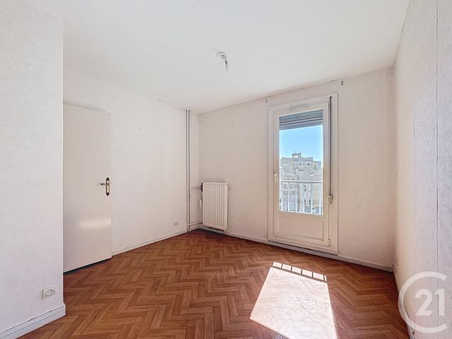 Appartement F5 &agrave; vendre - 5 pi&egrave;ces - 95,23 m2 - Compiegne - 60 - PICARDIE