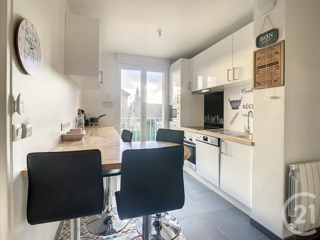 Appartement F2 &agrave; louer - 2 pi&egrave;ces - 38,31 m2 - Compiegne - 60 - PICARDIE