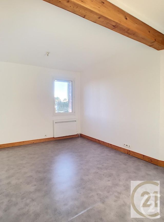 Appartement F3 &agrave; louer - 3 pi&egrave;ces - 54 m2 - Longueil Annel - 60 - PICARDIE