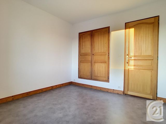 Appartement F3 &agrave; louer - 3 pi&egrave;ces - 54 m2 - Longueil Annel - 60 - PICARDIE