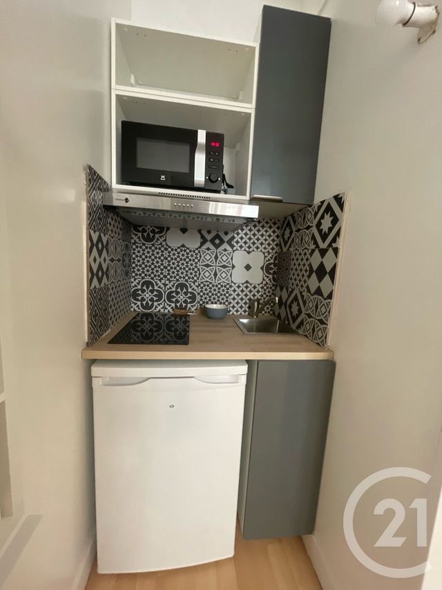 Appartement F1 &agrave; louer - 1 pi&egrave;ce - 12,36 m2 - Compiegne - 60 - PICARDIE