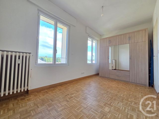 Appartement F2 &agrave; louer - 2 pi&egrave;ces - 56,77 m2 - Compiegne - 60 - PICARDIE