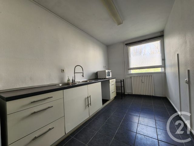 Appartement F4 &agrave; vendre - 4 pi&egrave;ces - 85 m2 - Compiegne - 60 - PICARDIE