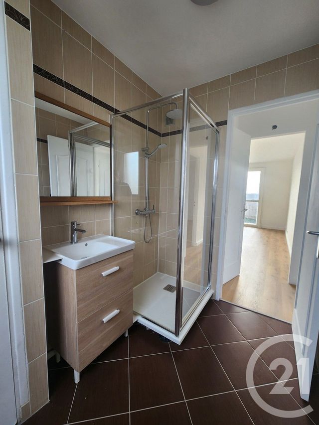 Appartement F4 &agrave; vendre - 4 pi&egrave;ces - 70 m2 - Compiegne - 60 - PICARDIE