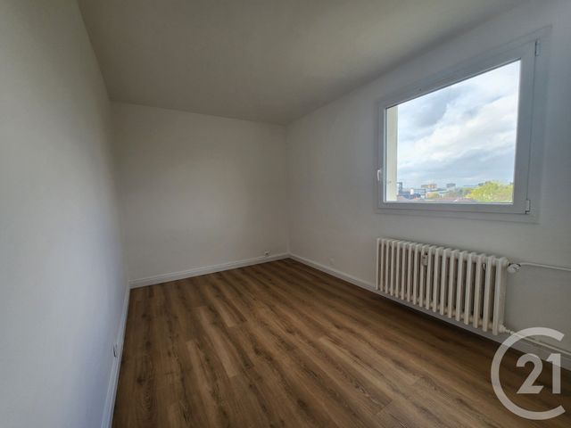 Appartement F4 &agrave; vendre - 4 pi&egrave;ces - 70 m2 - Compiegne - 60 - PICARDIE