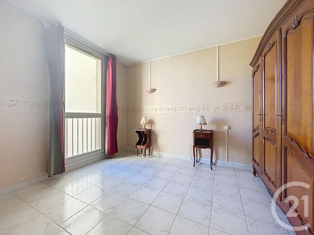 Appartement T3 &agrave; vendre - 3 pi&egrave;ces - 90,78 m2 - Margny Les Compiegne - 60 - PICARDIE