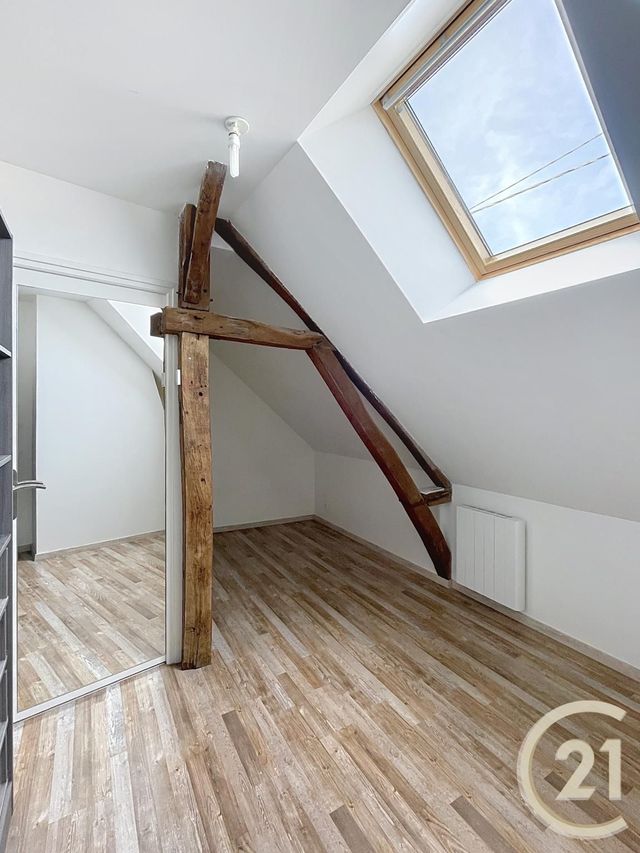 Maison &agrave; louer - 4 pi&egrave;ces - 95,11 m2 - Lacroix St Ouen - 60 - PICARDIE