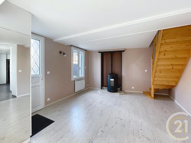 Maison &agrave; louer - 4 pi&egrave;ces - 95,11 m2 - Lacroix St Ouen - 60 - PICARDIE