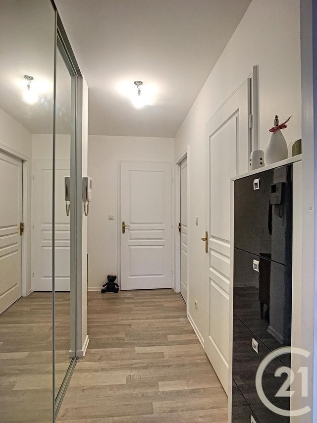 Appartement F2 &agrave; louer - 2 pi&egrave;ces - 50,54 m2 - Margny Les Compiegne - 60 - PICARDIE