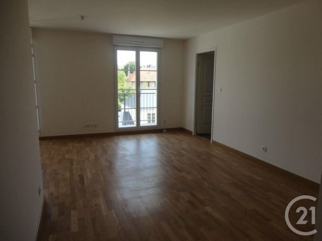 Appartement F2 &agrave; louer - 2 pi&egrave;ces - 53,72 m2 - Compiegne - 60 - PICARDIE