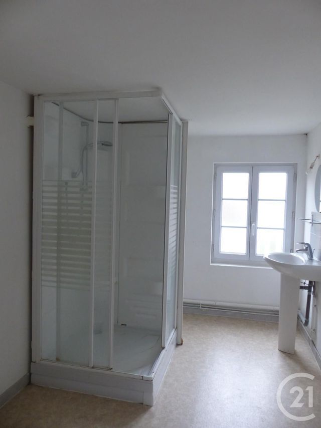 Appartement F3 &agrave; louer - 3 pi&egrave;ces - 75 m2 - Monchy Humieres - 60 - PICARDIE