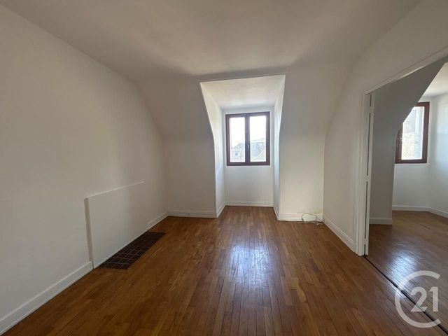Appartement F2 &agrave; louer - 2 pi&egrave;ces - 44,61 m2 - Compiegne - 60 - PICARDIE