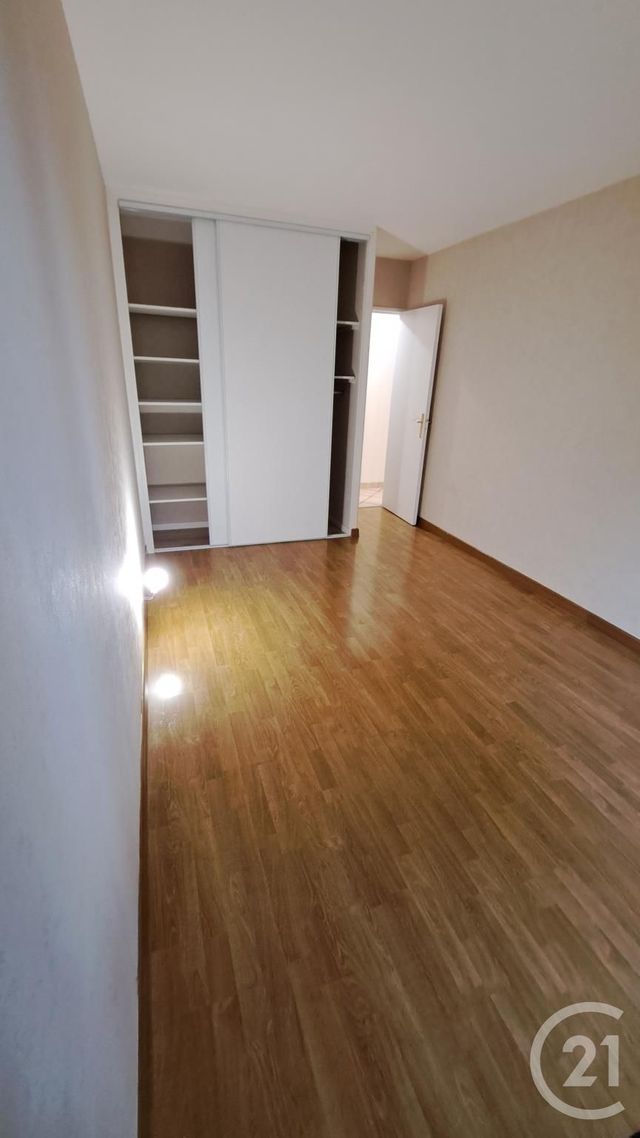 Appartement F3 &agrave; louer - 3 pi&egrave;ces - 67,44 m2 - Compiegne - 60 - PICARDIE