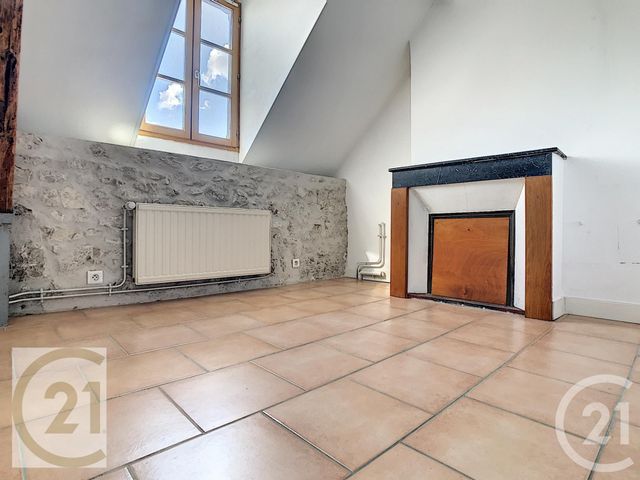 Maison &agrave; louer - 8 pi&egrave;ces - 156 m2 - Compiegne - 60 - PICARDIE