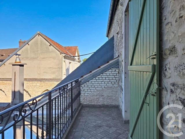 Maison &agrave; louer - 8 pi&egrave;ces - 156 m2 - Compiegne - 60 - PICARDIE