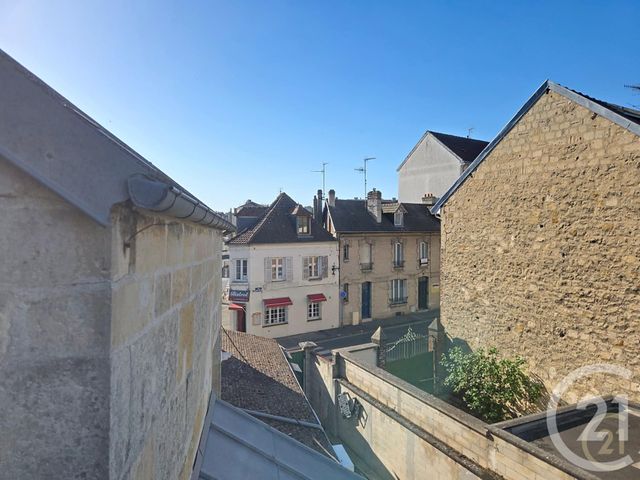Maison &agrave; louer - 8 pi&egrave;ces - 156 m2 - Compiegne - 60 - PICARDIE