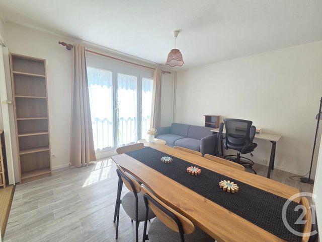 Appartement Studio &agrave; louer - 1 pi&egrave;ce - 28,44 m2 - Compiegne - 60 - PICARDIE