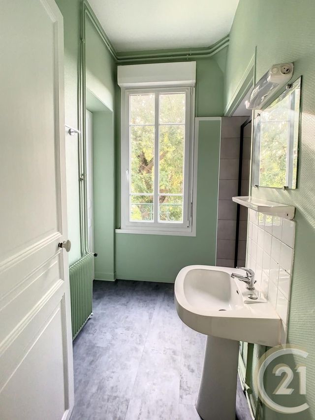 Appartement F1 bis &agrave; louer - 2 pi&egrave;ces - 35,14 m2 - Compiegne - 60 - PICARDIE
