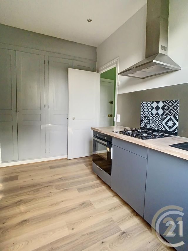 Appartement F1 bis &agrave; louer - 2 pi&egrave;ces - 35,14 m2 - Compiegne - 60 - PICARDIE