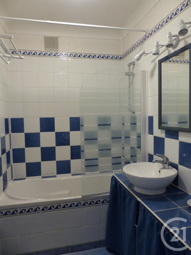 Appartement F3 &agrave; louer - 3 pi&egrave;ces - 69,49 m2 - Compiegne - 60 - PICARDIE