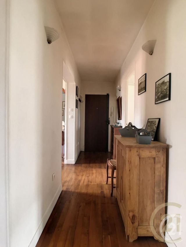 Appartement F3 &agrave; louer - 3 pi&egrave;ces - 69,49 m2 - Compiegne - 60 - PICARDIE