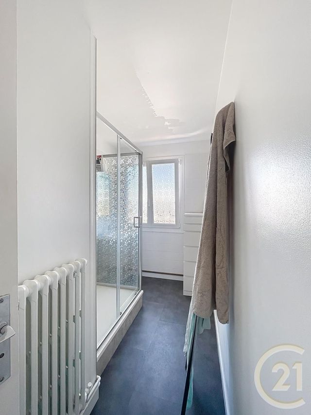 Appartement Chambre &agrave; louer - 1 pi&egrave;ce - 10,32 m2 - Compiegne - 60 - PICARDIE