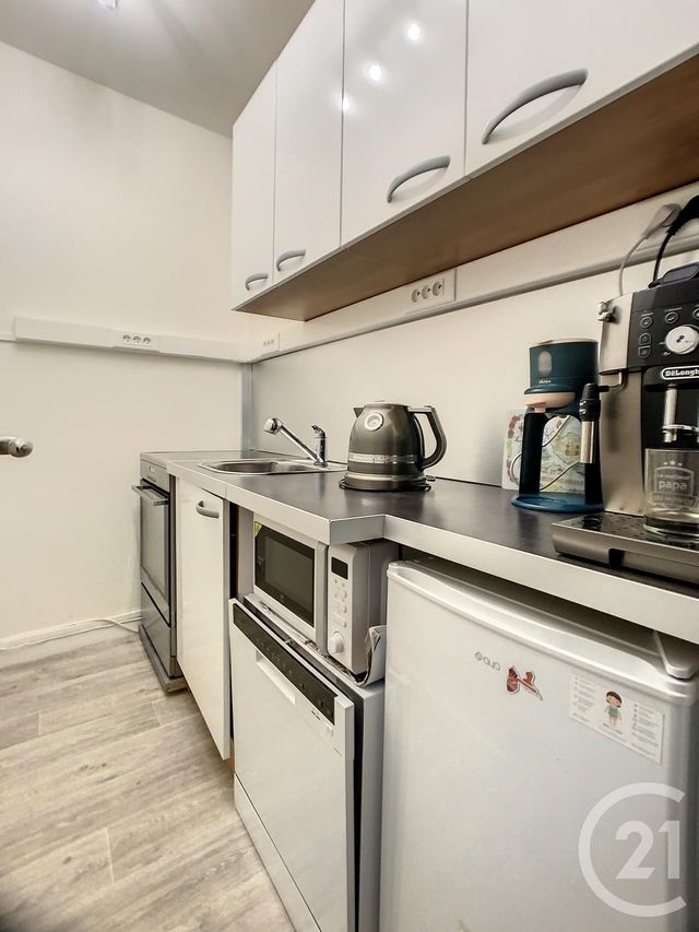 Appartement F3 &agrave; louer - 3 pi&egrave;ces - 52,17 m2 - Compiegne - 60 - PICARDIE
