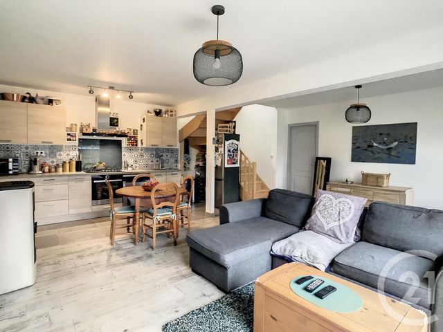 Maison &agrave; louer - 4 pi&egrave;ces - 96,40 m2 - Verberie - 60 - PICARDIE