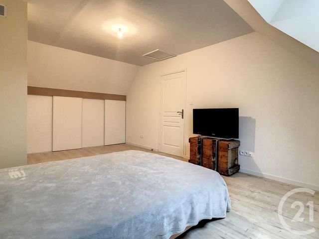 Maison &agrave; louer - 4 pi&egrave;ces - 96,40 m2 - Verberie - 60 - PICARDIE