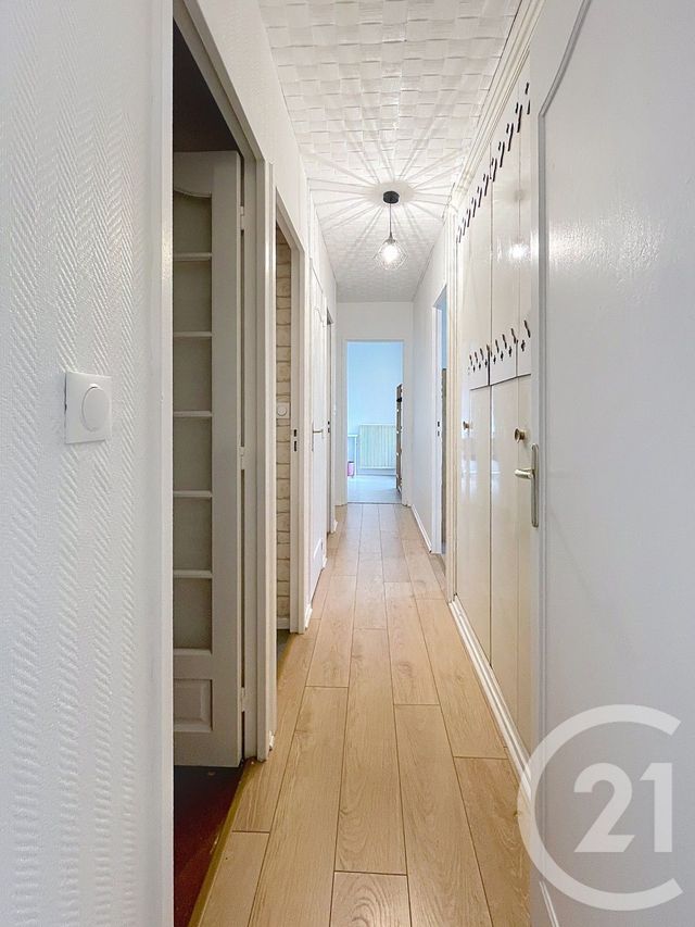 Chambre &agrave; louer - 1 pi&egrave;ce - 8,85 m2 - Compiegne - 60 - PICARDIE