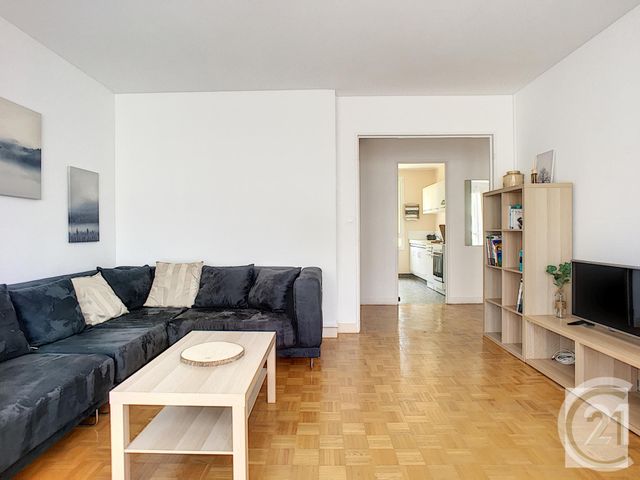 Appartement Chambre &agrave; louer - 4 pi&egrave;ces - 10,76 m2 - Compiegne - 60 - PICARDIE